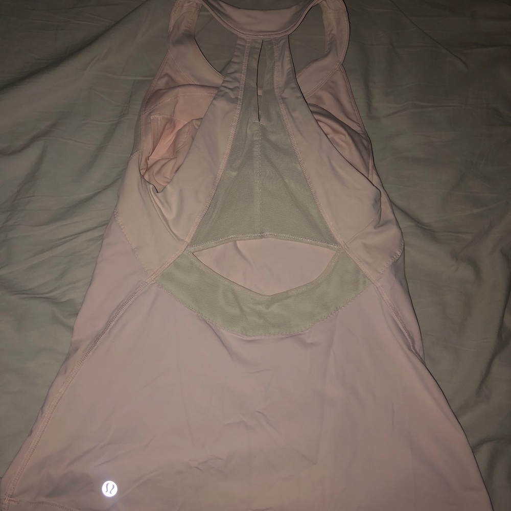 Size 4 lulu lemon tank top